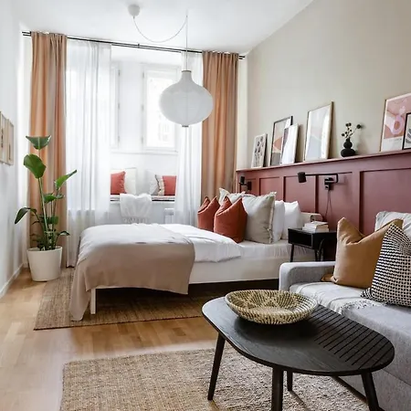 Modern Designer Flat - Wenceslas Square * Golcuv Jenikov